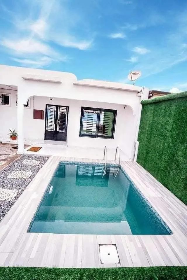 VILLA MEUBLÉE HAUT STANDING À LOUER MAKÉPÉ PETIT PAYS — Léa immobilier au Cameroun
